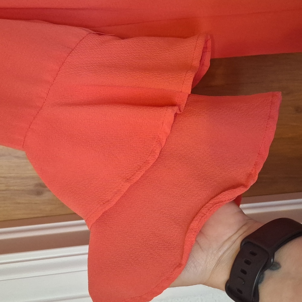 Coral Bell Sleeve & Lace Top - Picture 3 of 5